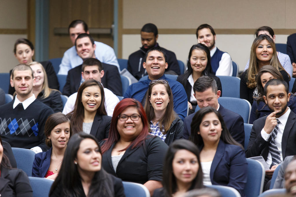 Students participate in School of Management 498 Case Competition.